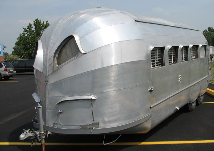 Another super-vintage Airstream: the Clipper