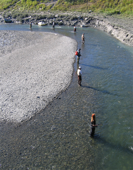 Erik and Isabella, fishing Salmon with the locals in Anchorage