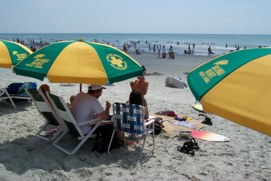 Parked at the umbrella and chairs that Vincent rented